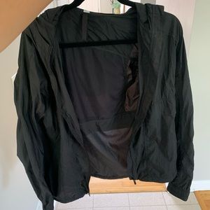 Lulu light work out jacket